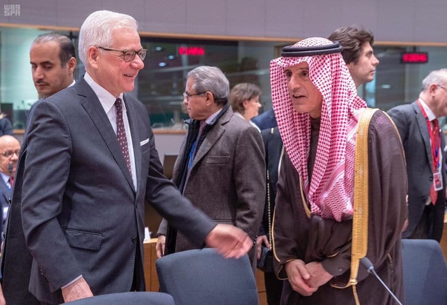 وزير الدولة للشؤون الخارجية يشارك في الاجتماع الوزاري العربي - الأوروبي
