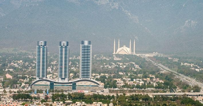 باكستان تخفض بيانات النمو الاقتصادي إلى 5.2% في 2017 - 2018