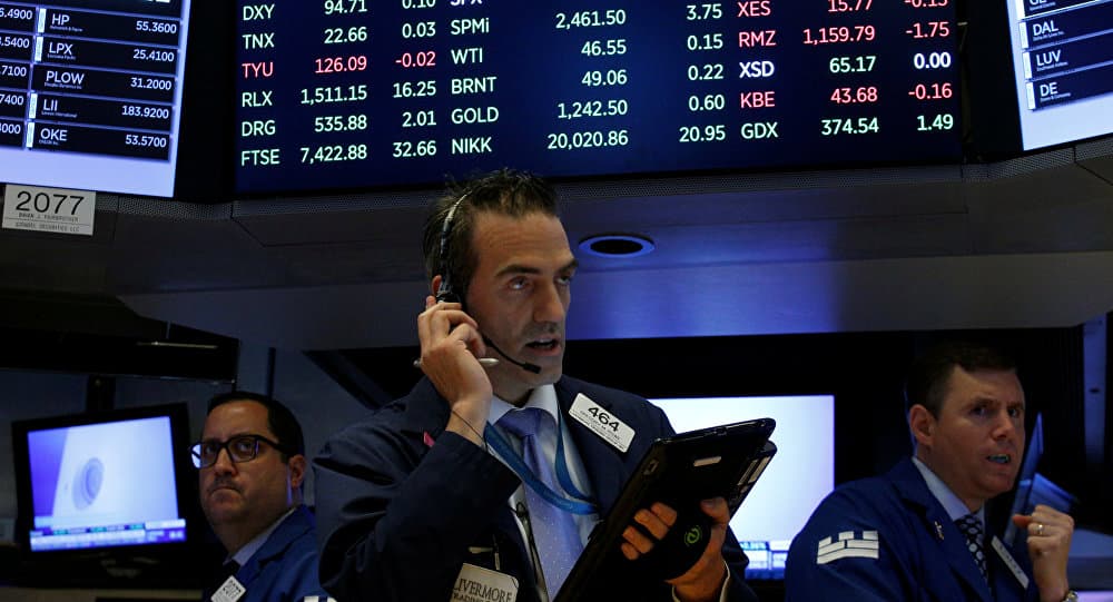 الأسهم الأمريكية تبدأ تداولاتها على هبوط طفيف بعد نتائج متباينة للبنوك