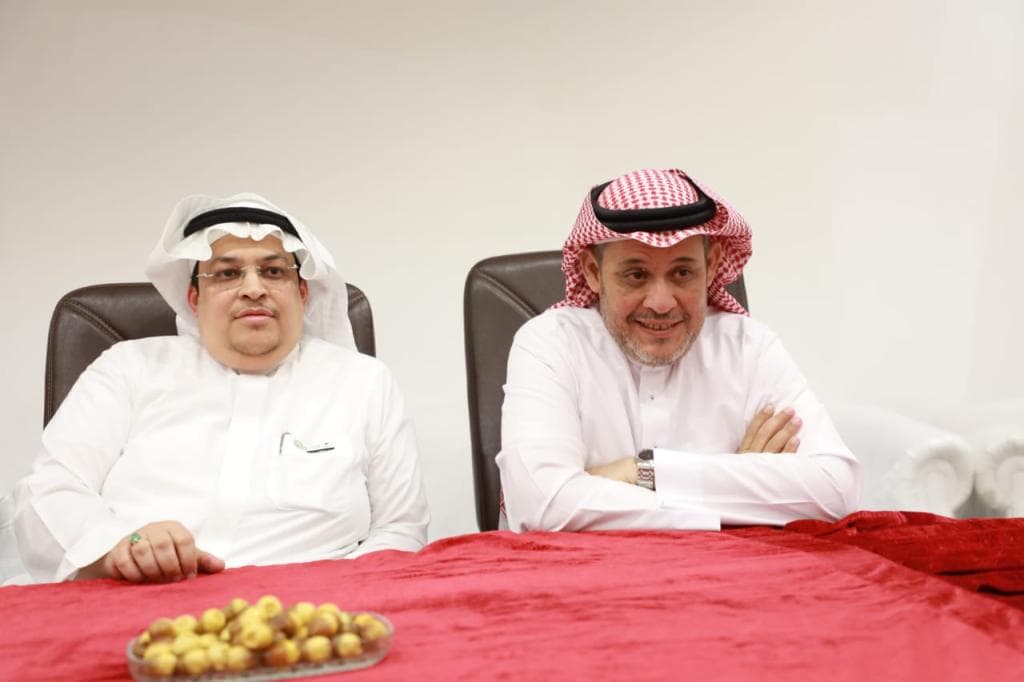 مطوفو حجاج تركيا يدخلون الفرح على 30 من أبناء وبنات الشهداء والمرابطين