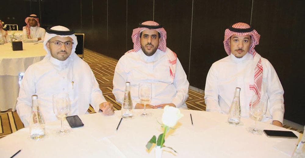 3 أيام تخلو من المباريات .. و3 توقفات
