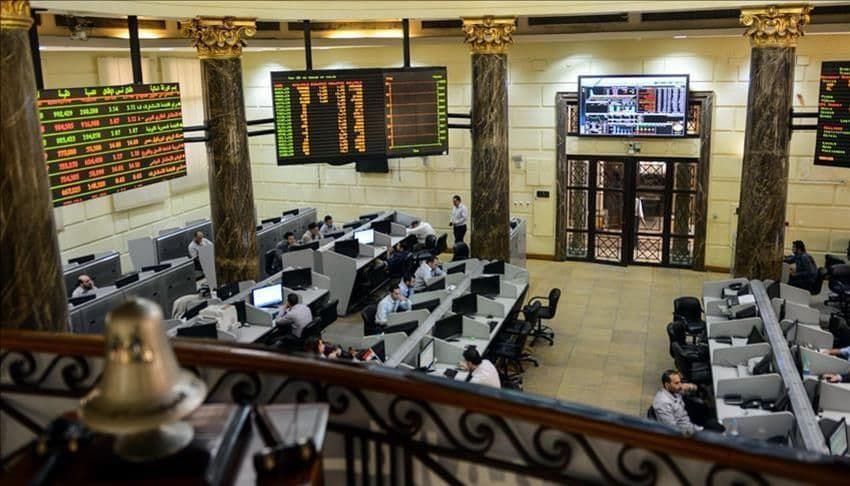 لجنة برلمانية تقر "تثبيت" ضريبة الدمغة على معاملات بورصة مصر عند 1.5 في الألف
