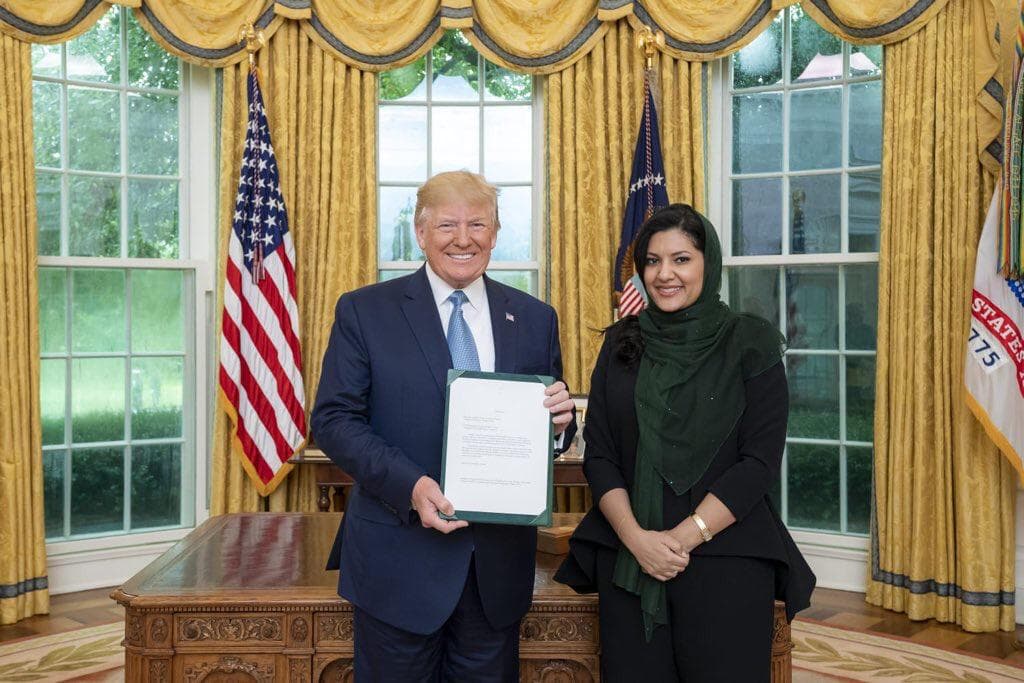 ترمب يستقبل سفيرة خادم الحرمين الشريفين في واشنطن