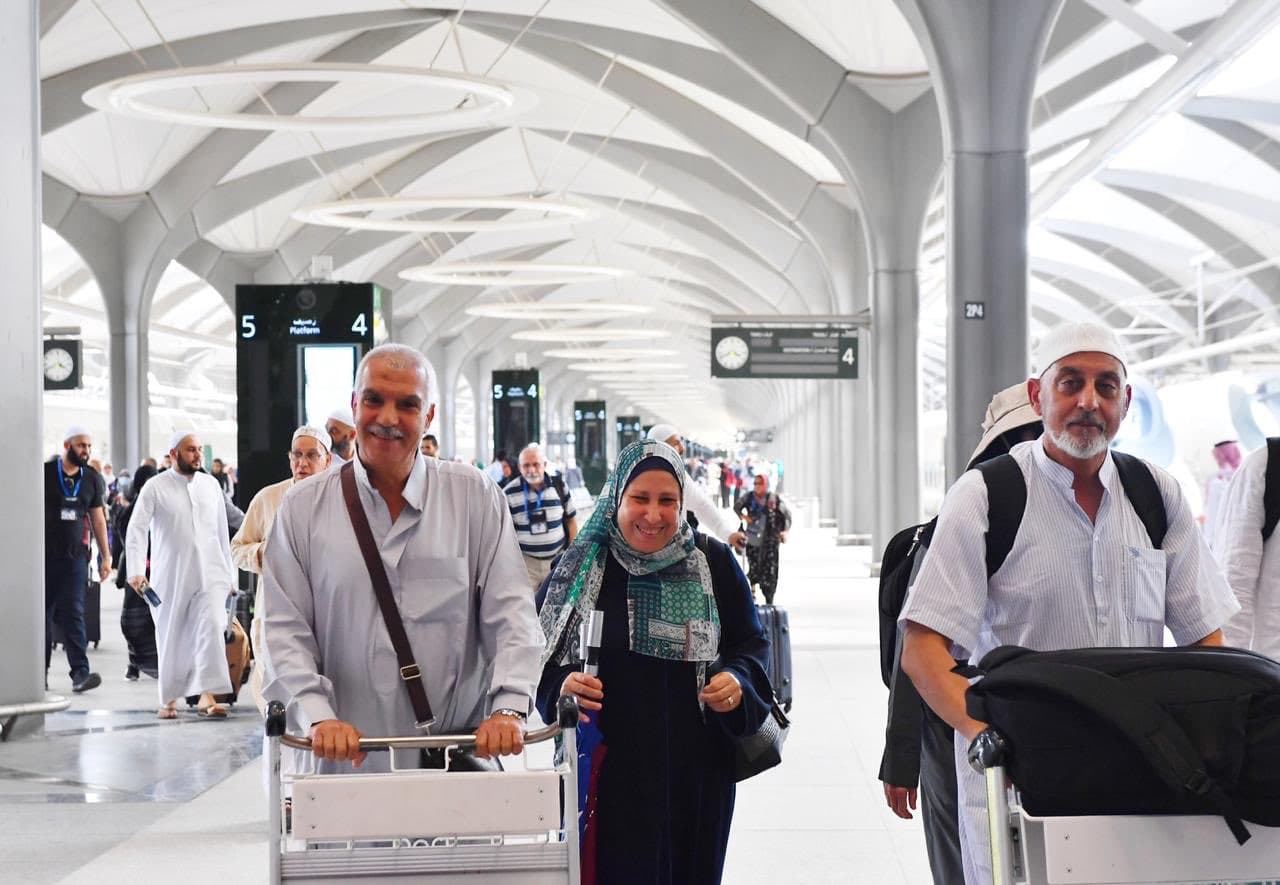 قطار الحرمين السريع ينجح في نقل الحجاج بين مكة والمدينة للمرة الأولى خلال حج 1440