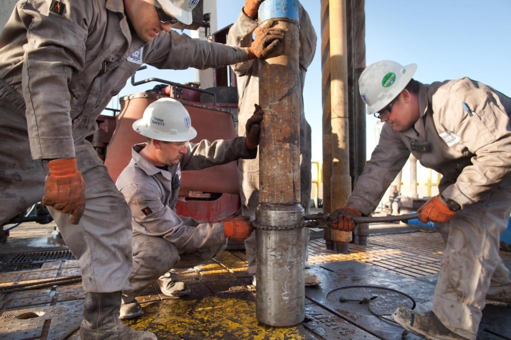 "الصخري" الأمريكي يواجه التباطؤ .. الإنفاق على الحفر مرشح للهبوط إلى 102 مليار دولار