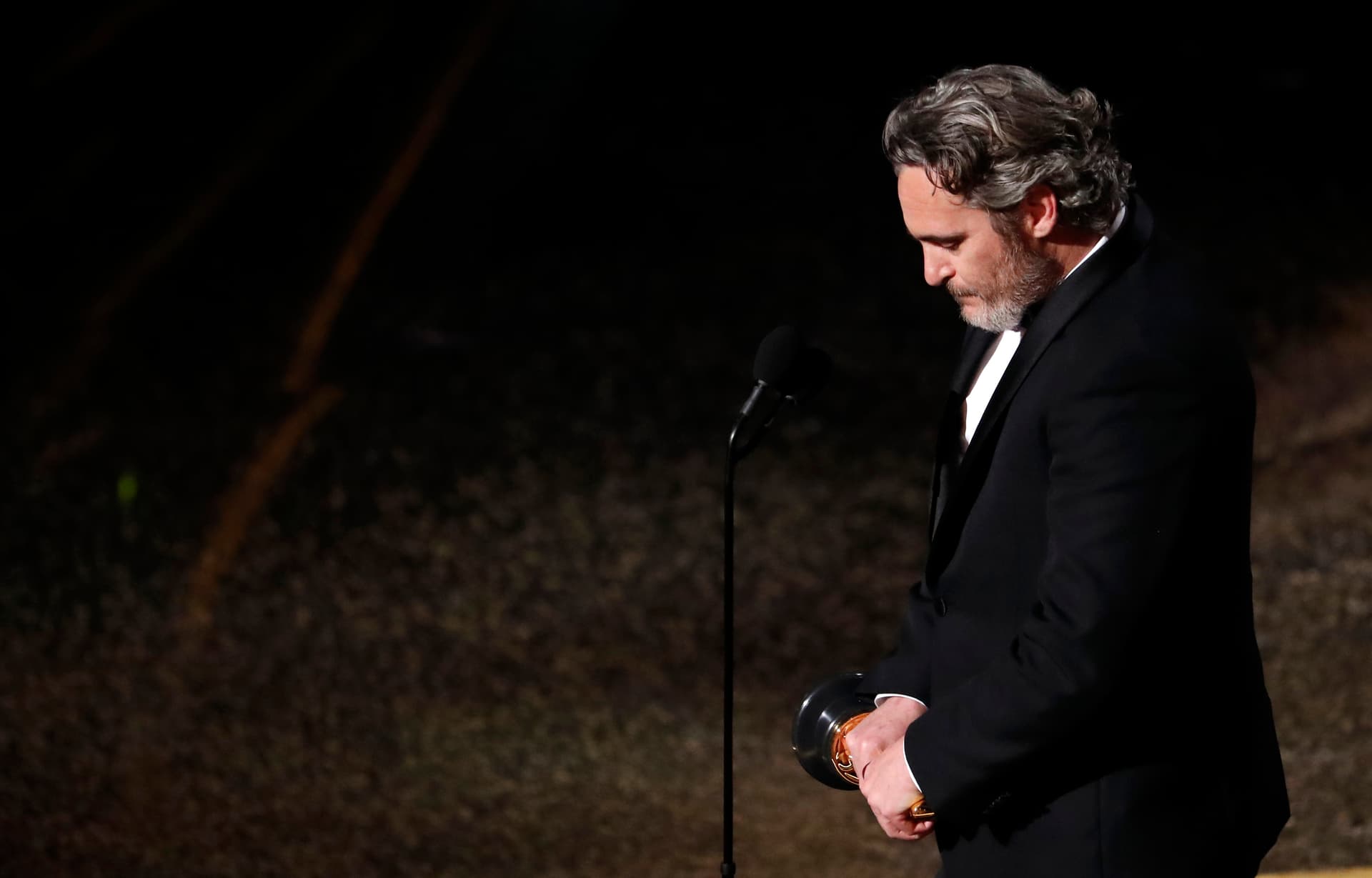 أوسكار : فينيكس أفضل ممثل عن دوره في "الجوكر" .. و "باريست" أفضل فيلم