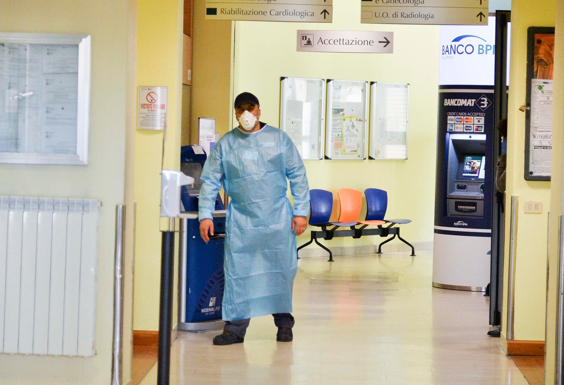 إيطاليا تسجل 16 إصابة بفيروس كورونا في يوم واحد