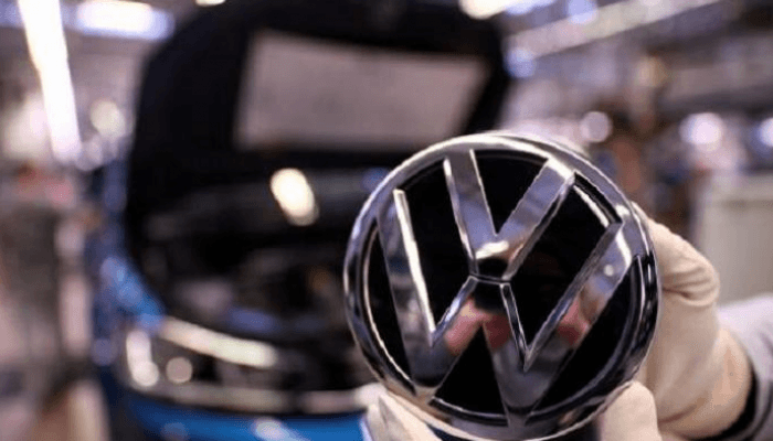 المحكمة الاتحادية الألمانية تلزم فولكسفاجن بتعويض عملاء سيارات الديزل