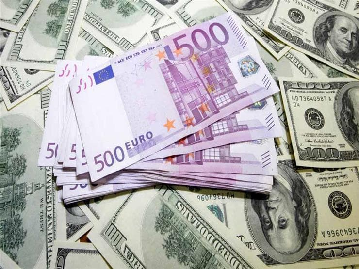 ارتفاع اليورو مقابل الدولار إلى أعلى مستوياته فيما يقرب من عامين