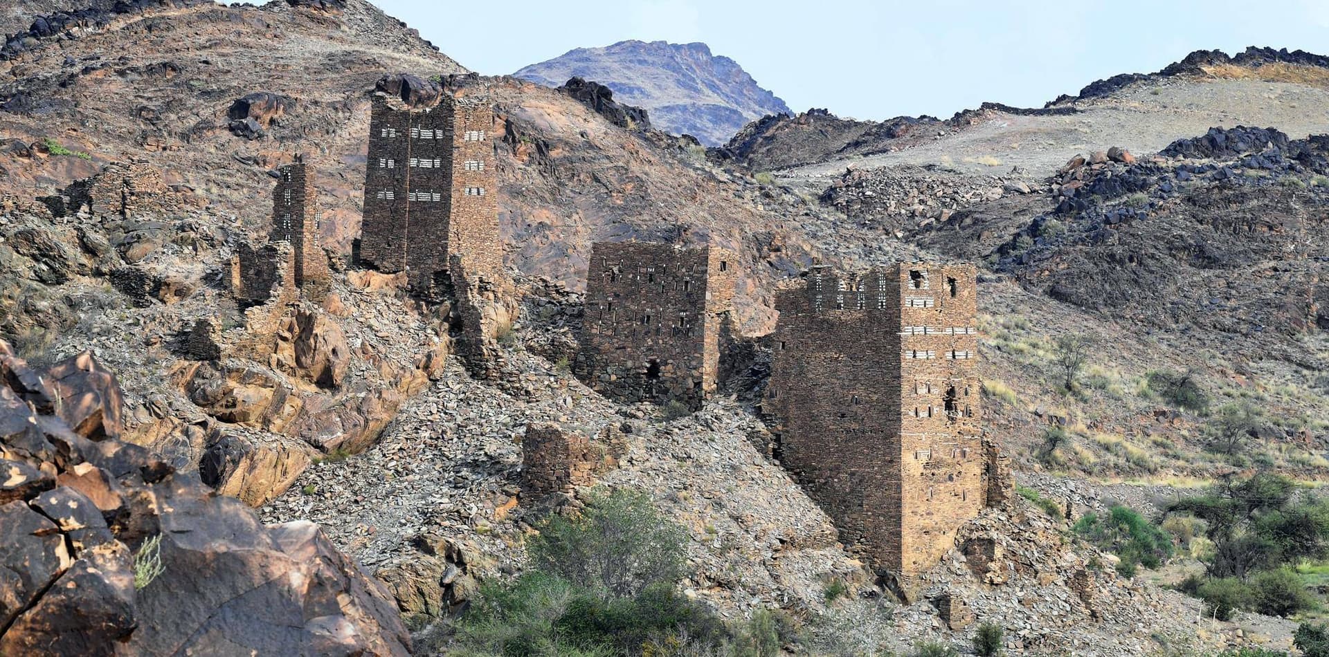 تعد تلك الآثار العريقة من أهم عوامل الجذب السياحي في المنطقة. "واس"