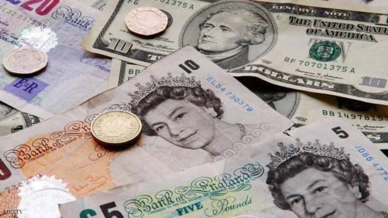 الاسترليني يتراجع أمام اليورو والدولار بعد عدم تحقيق تقدم في محادثات بريكست