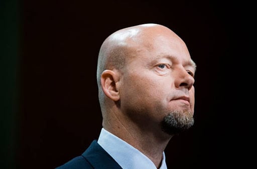 رئيس الصندوق السيادي في النرويج يتخلى عن حصته في صندوق للتحوط للاحتفاظ بالمنصب