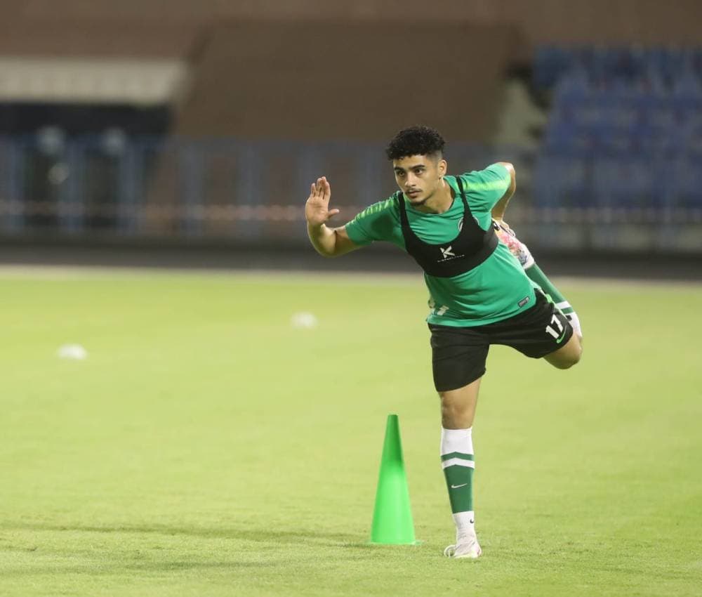 عبد الاله العمري مدافع المنتخب السعودي الأولمبي خلال الحصة التدريبية.
تصوير: عيسى الدبيسي ـ "الاقتصادية"