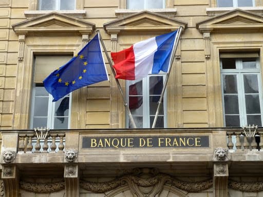نمو الاقتصاد الفرنسي بنسبة 16% خلال الربع الثالث