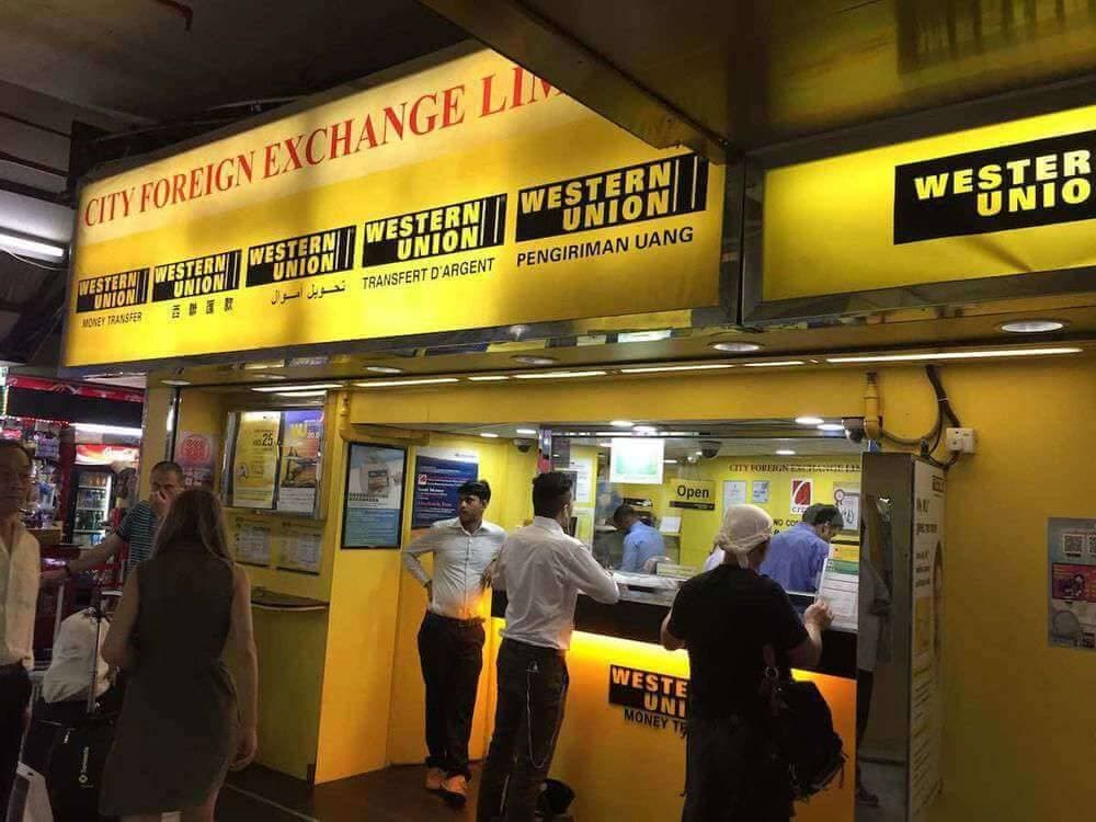 يحول الأفراد نحو 10 تريليون دولار من الأصول المالية.