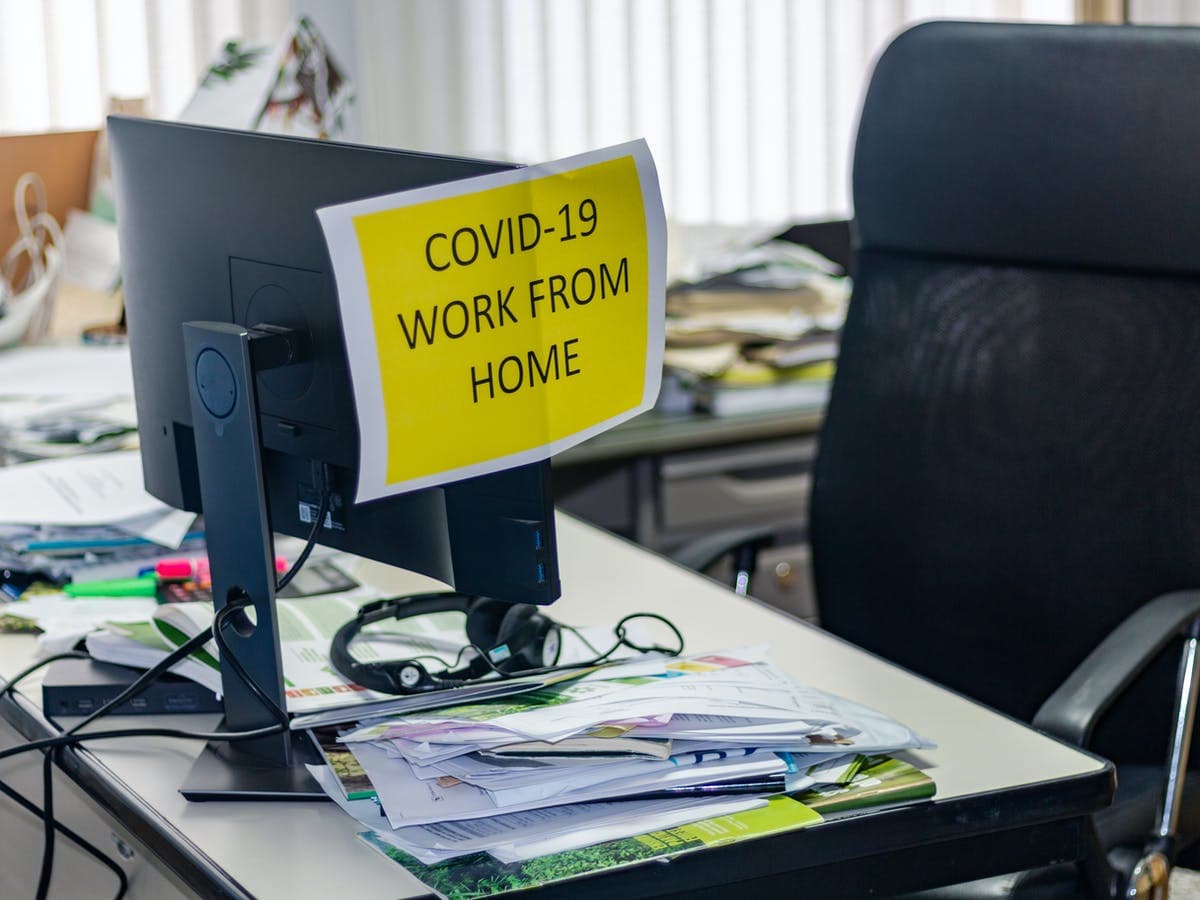 انخفاض نسبة الموظفين الذين عادوا إلى مكاتبهم في أمريكا إلى 22%