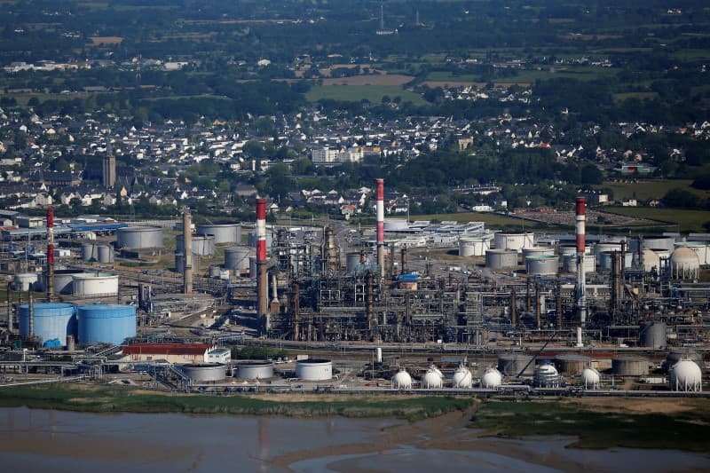 بلاتس تعتزم إدراج خام غرب تكساس الوسيط الأمريكي إلى خام القياس برنت المؤرخ