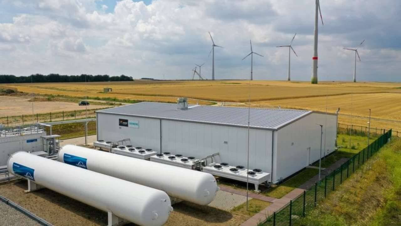 التطور المقترح سيمثل خطوة مهمة في تطوير الأعمال الخاصة بالهيدروجين.
