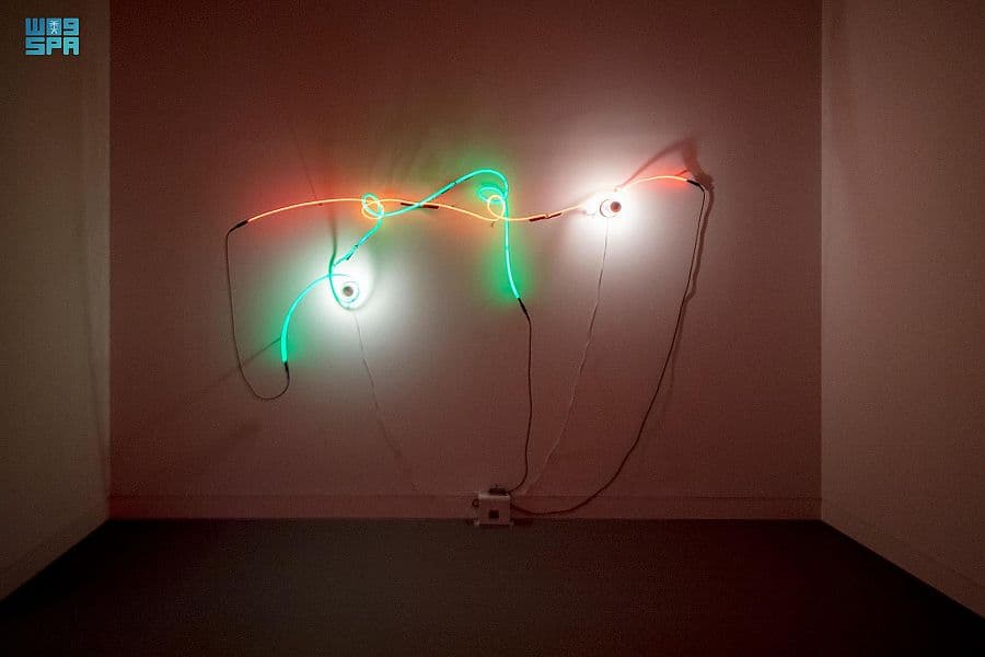 "إدراك الضوء" أولى أجنحة معرض نور على نور لرصد تاريخ الحركة الفنية في فنون الإضاءة