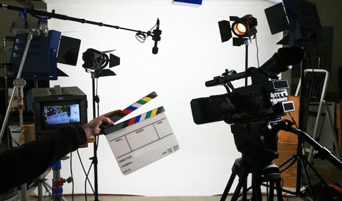 تراجع إنتاج الأفلام في فرنسا بنسبة 20 % لعام 2020
