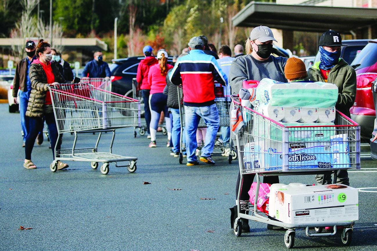 مبيعات السلع غير الغذائية - عدا وقود السيارات - تراجعت 12 في المائة.