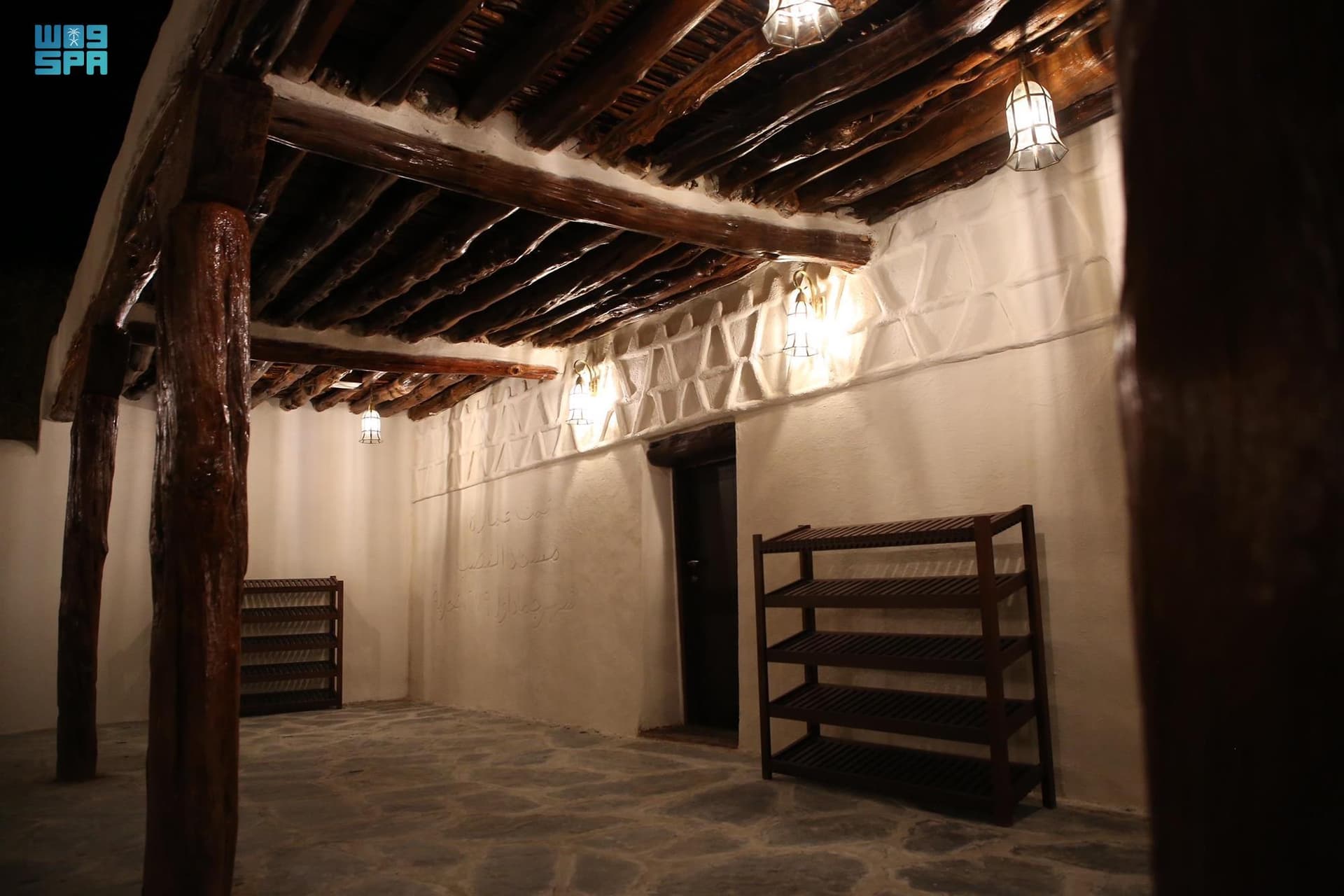 ضمن مشروع ولي العهد لتطوير المساجد التاريخية .. مسجد النصب التراثي في أبها