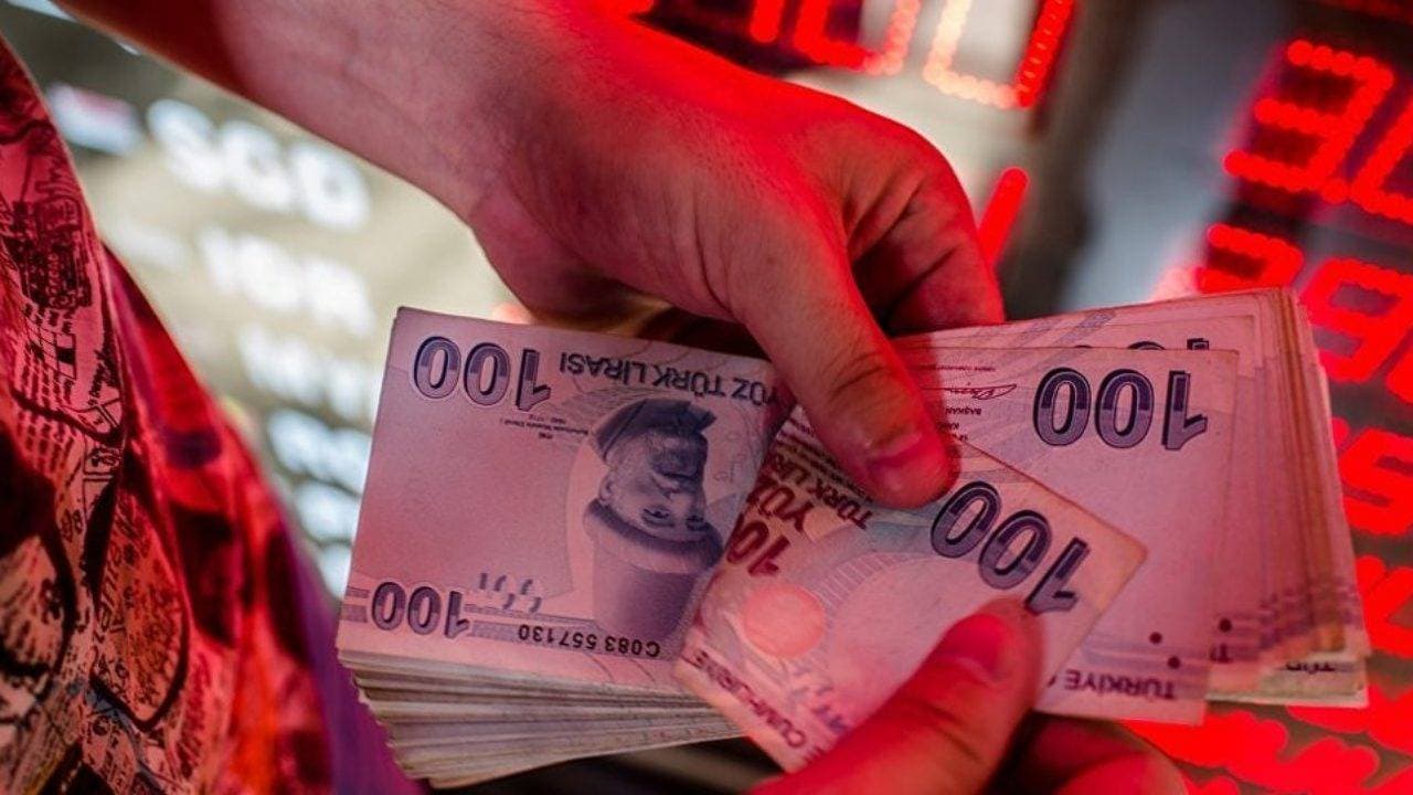 يشكل رفع معدلات الفائدة إحدى الوسائل الرئيسة، التي تتيح مكافحة التضخم.