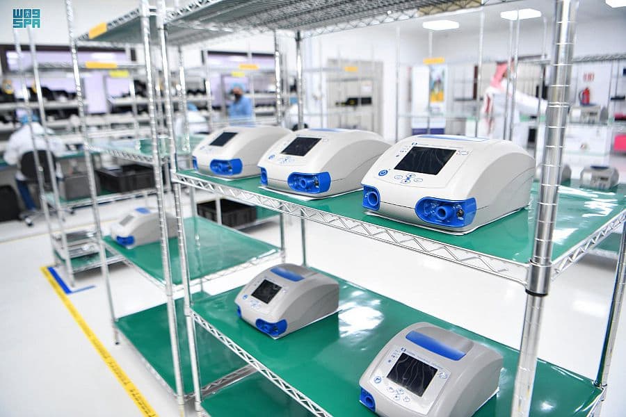 تدشين أول جهاز تنفس صناعي بمواصفات عالمية "صنع في السعودية"