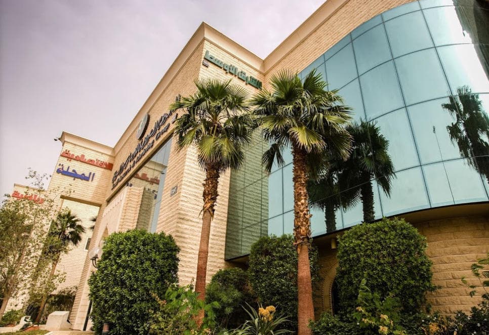 "الأبحاث والإعلام": العمل على استراتيجية تحولية تركز على التوسع في منصات جديدة وبناء الشراكات الدولية