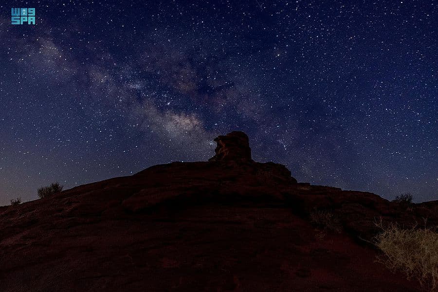 السعودية موطن رحب لرصد النجوم والمجرات .. أرض خصبة للسياحة الفلكية