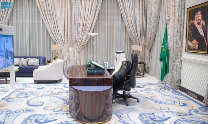 حماية البيانات الشخصية لتعزيز القواعد القانونية