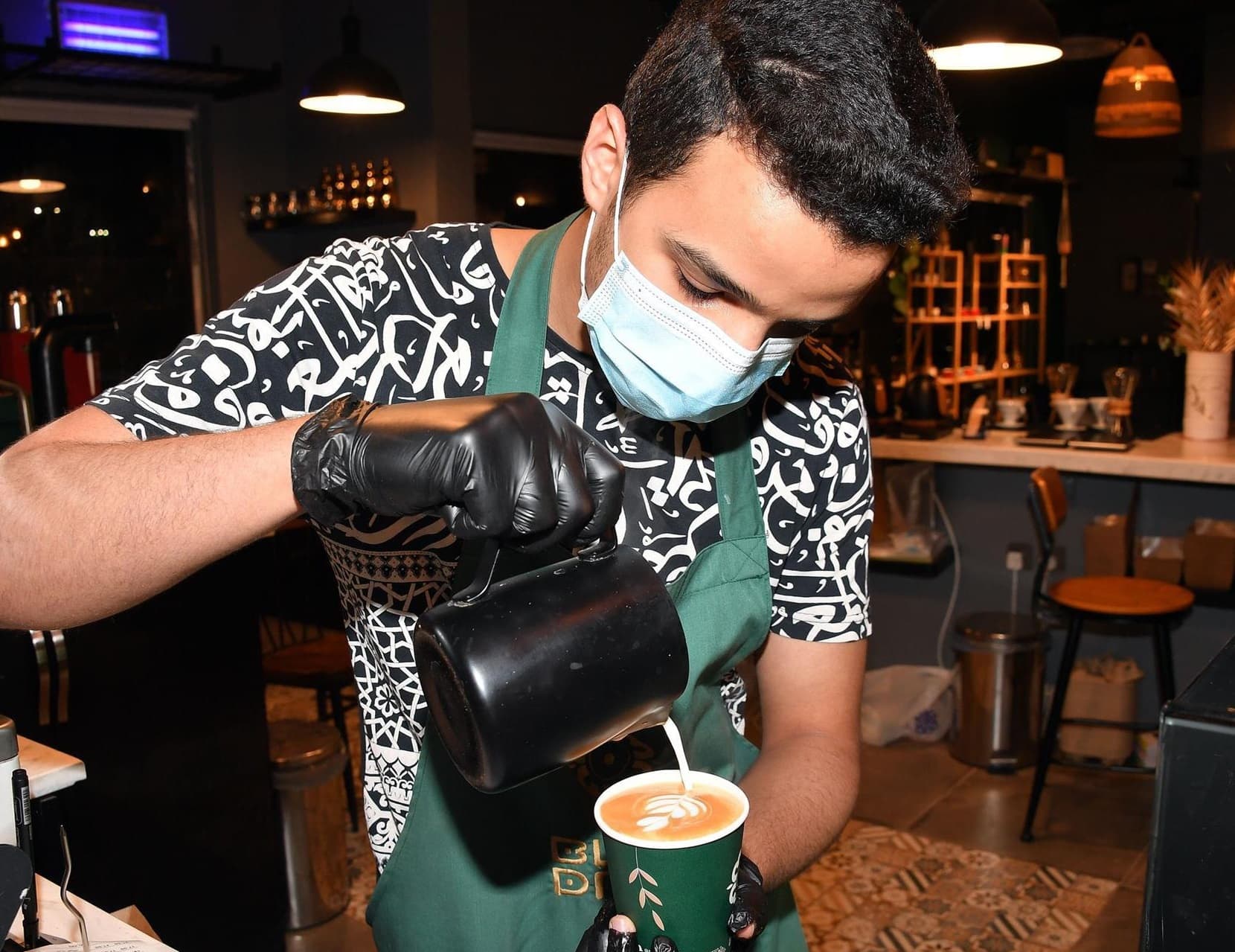 9.02 مليار ريال إنفاق المستهلكين عبر نقاط البيع في السعودية خلال أسبوع.. منها 1.2 مليار لقطاع "المطاعم والمقاهي"