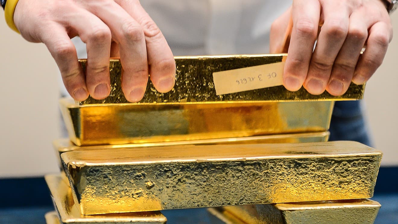 الذهب يعوض بعض خسائره بفعل المخاوف إزاء "إيفرجراند"