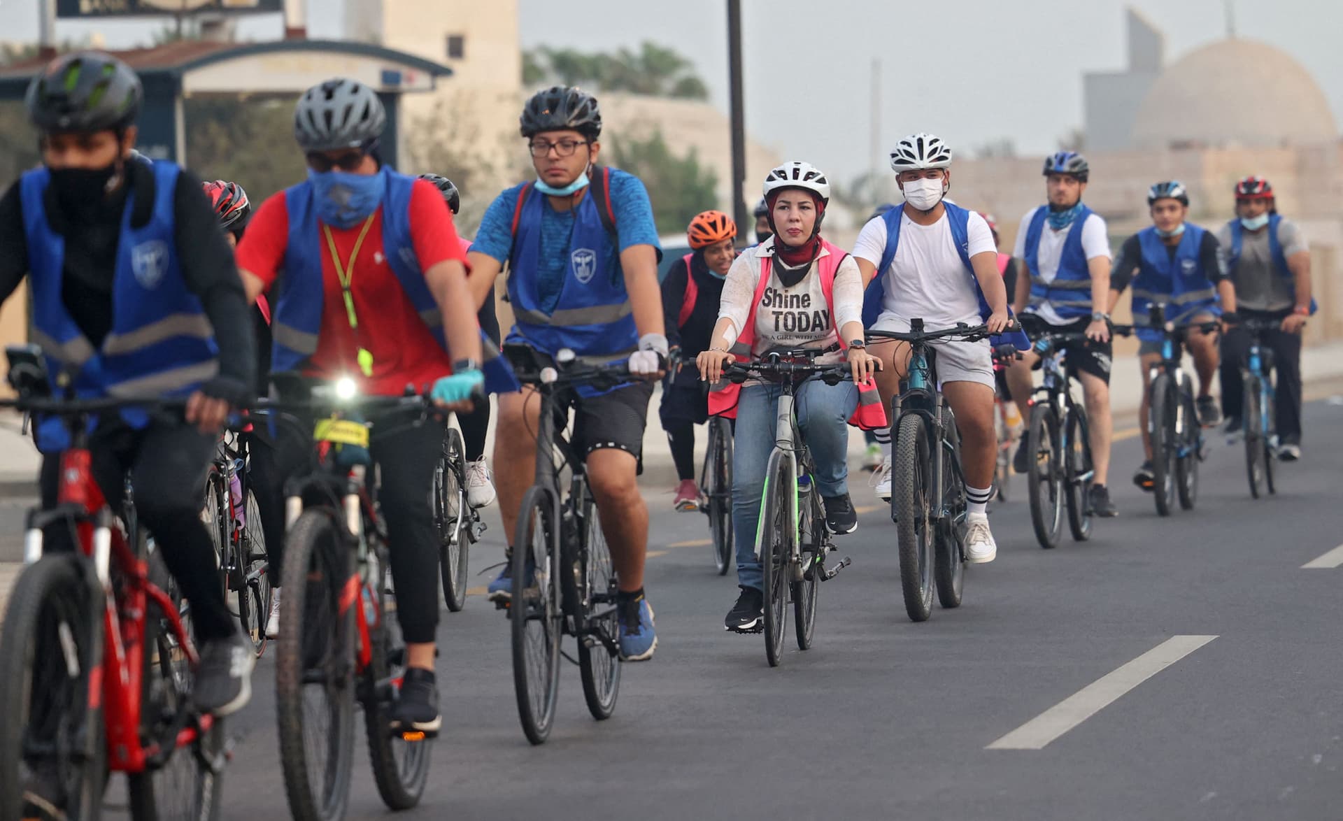 للحفاظ على الصحة واللياقة.. سعوديات يمارسن رياضة ركوب الدراجات