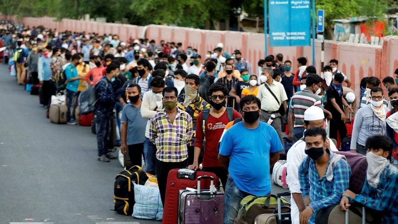 فئة الشباب وخصوصا الشابات كانوا من الأكثر تضررا بتداعيات الجائحة على الوظائف.