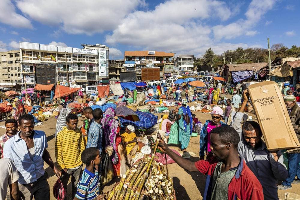 كثير من المواطنين في إفريقيا جنوب الصحراء لا يملكون حسابات مصرفية، ما يجعل الفرصة مواتية لشركات التكنولوجيا المالية لاكتساب أسواق في هذا الجزء من القارة.