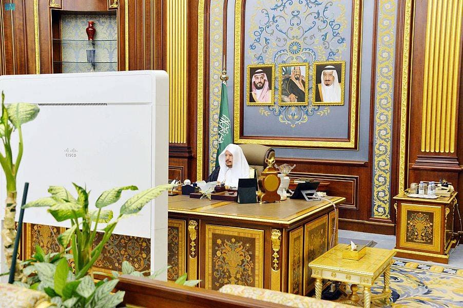 جانب من جلسة مجلس الشورى التي عقدها عن بعد أمس. "واس"