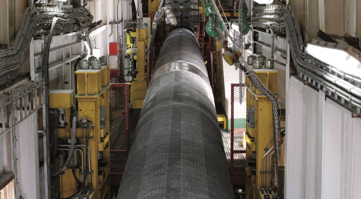 خط أنابيب نورد ستريم2 يبلغ طوله 1230 كيلو مترا.