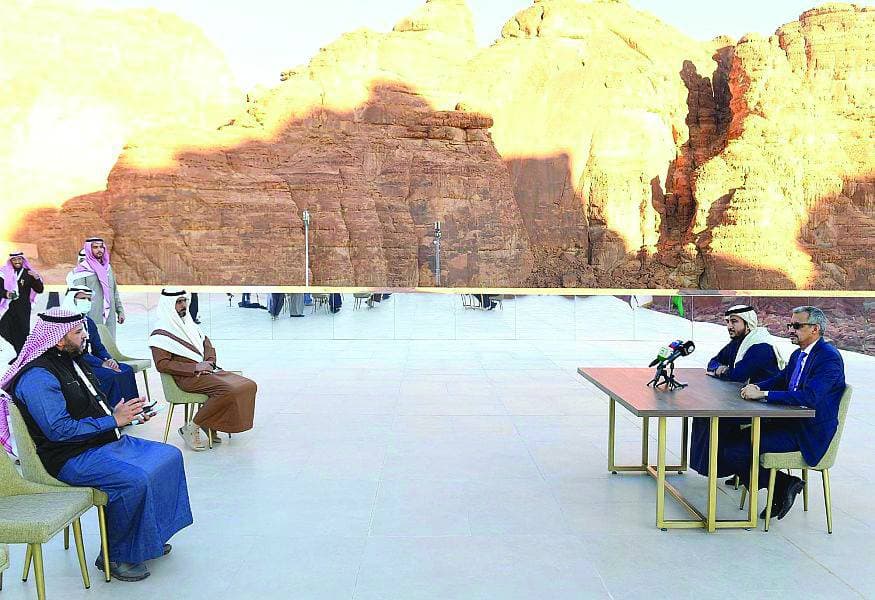 جانب من اجتماع أعضاء المجلس الذي أقيم في العلا.