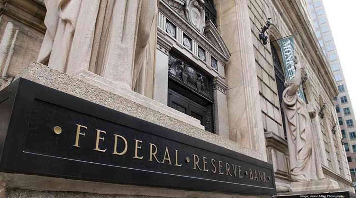 من آلان جرينسبان فما بعده، استخدم الاحتياطي الفيدرالي بنجاح أسعار الفائدة المنخفضة لتعزيز أسعار الأصول وإطالة دورة العمل.