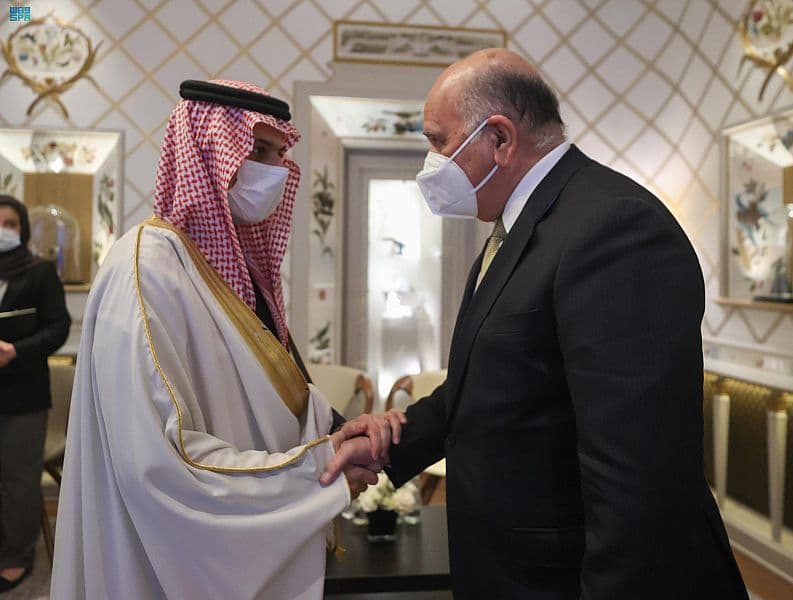 وزير الخارجية يناقش مع نظيره العراقي سبل تعزيز جهود البلدين في مكافحة الإرهاب