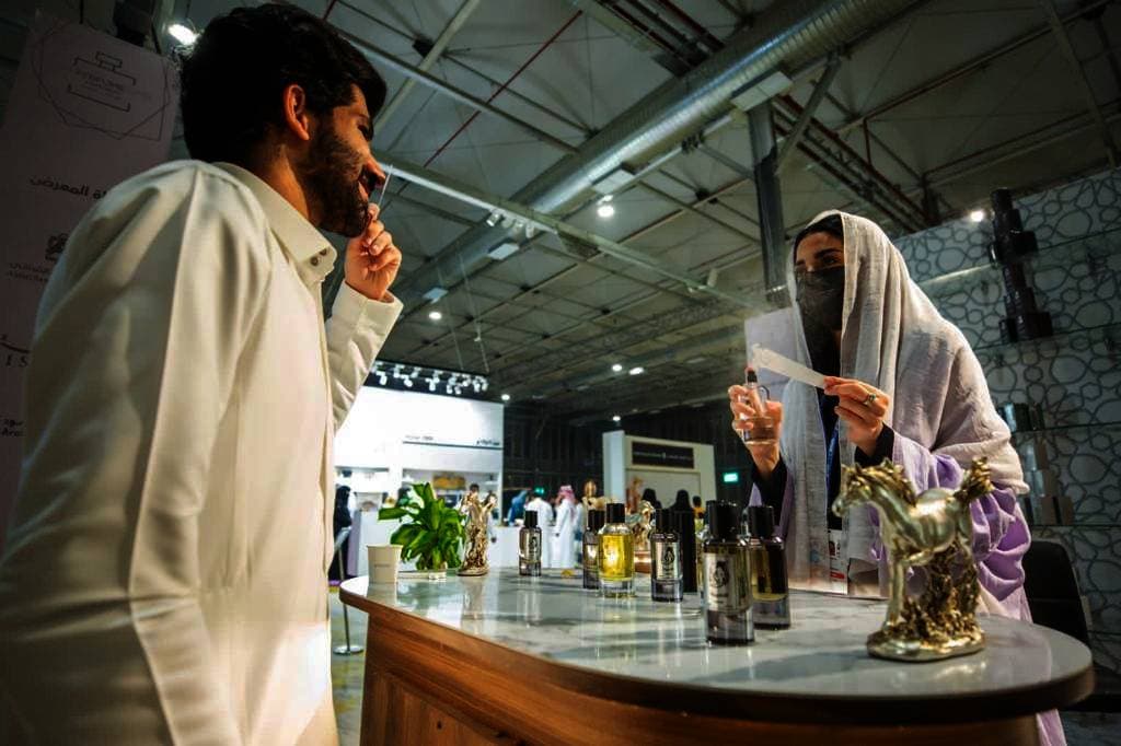امتاز المعرض بمنتجات عطرية سعودية.
