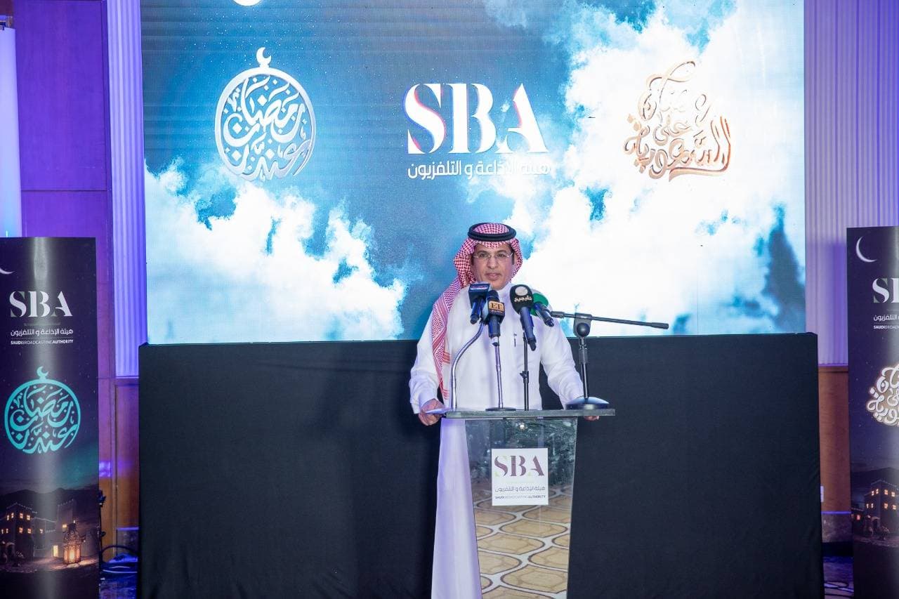 محمد الحارثي خلال حفل السحور.