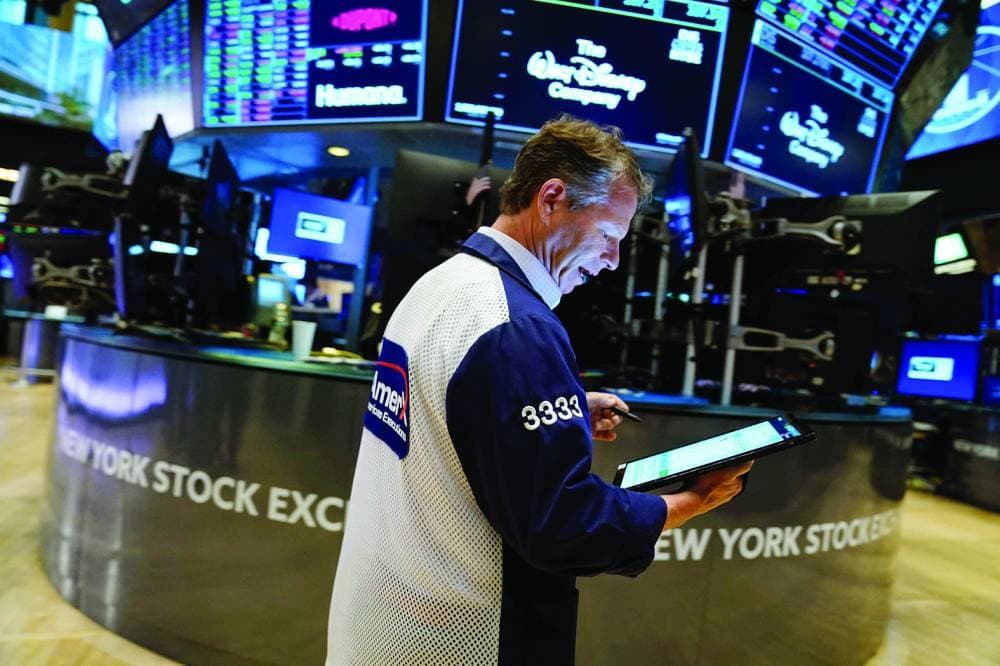 صعد مؤشر ناسداك المجمع 2.08 في المائة إلى 11905.57 نقطة عند الافتتاح أمس. "الفرنسية"