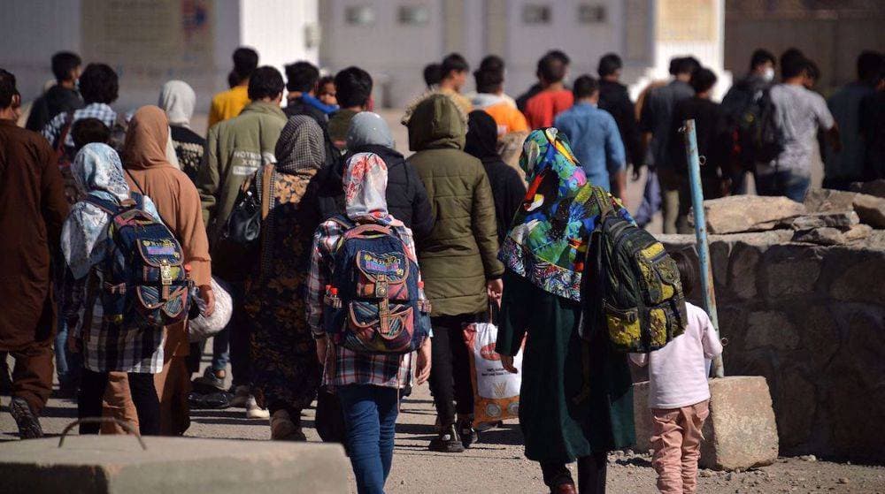 مركز الملك سلمان للإغاثة يواصل تنفيذ مشروع المياه والإصحاح البيئي بمديرية الخوخة في الحديدة