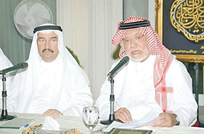 المشهد الثقافي السعودي يودع خوجة رجل الوفاء