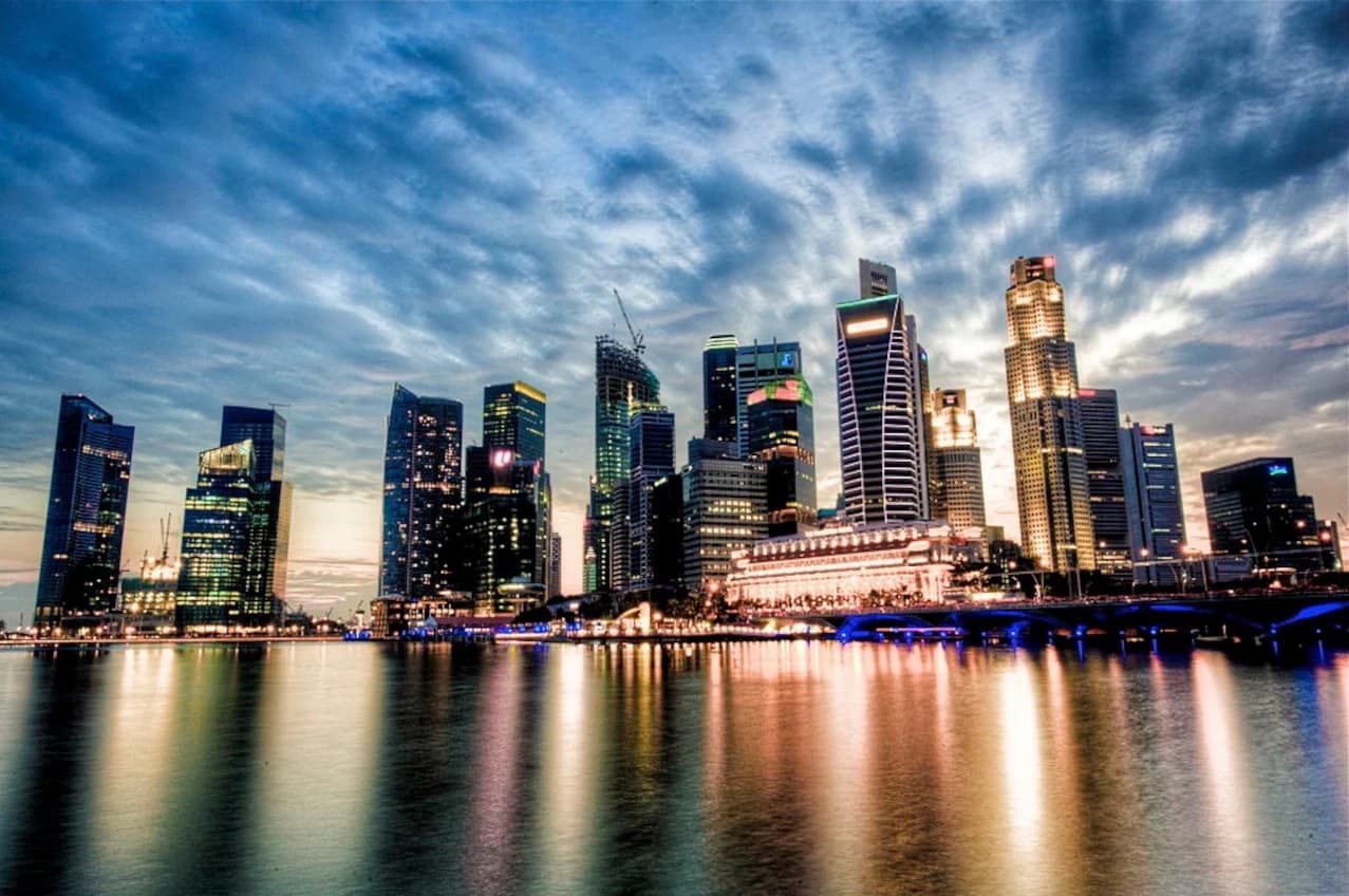 سمعة سنغافورة على المحك .. طلبات الإفلاس المرتفعة تهدد مكانتها كمركز مالي عالمي