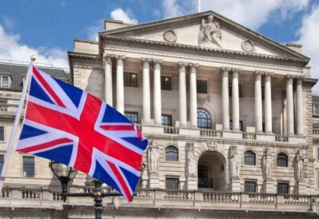 الأسهم السعودية تنهي أول جلسة في 2021 على تراجع 0.9%