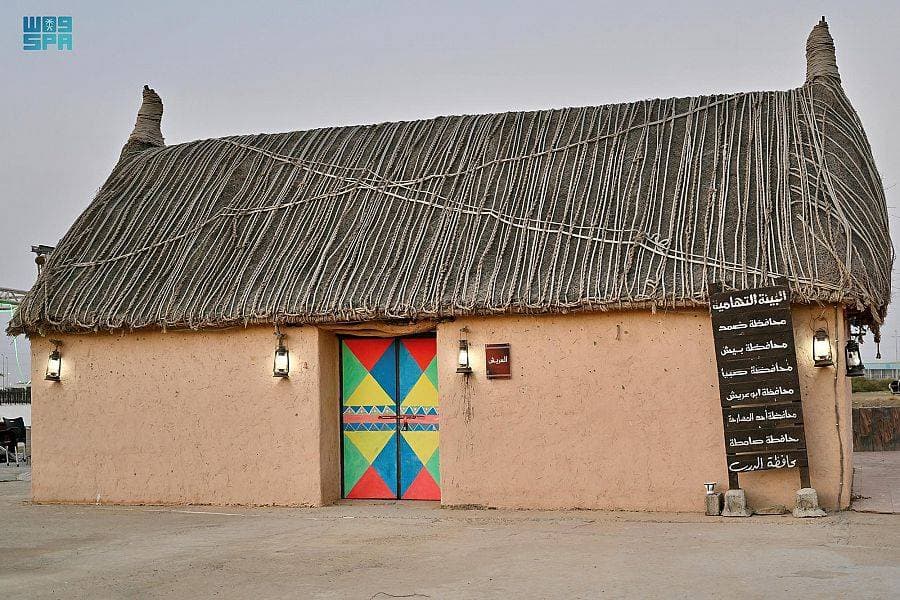 العشة الجازانية .. صمود في وجه الزمن بجهد إنساني كبير