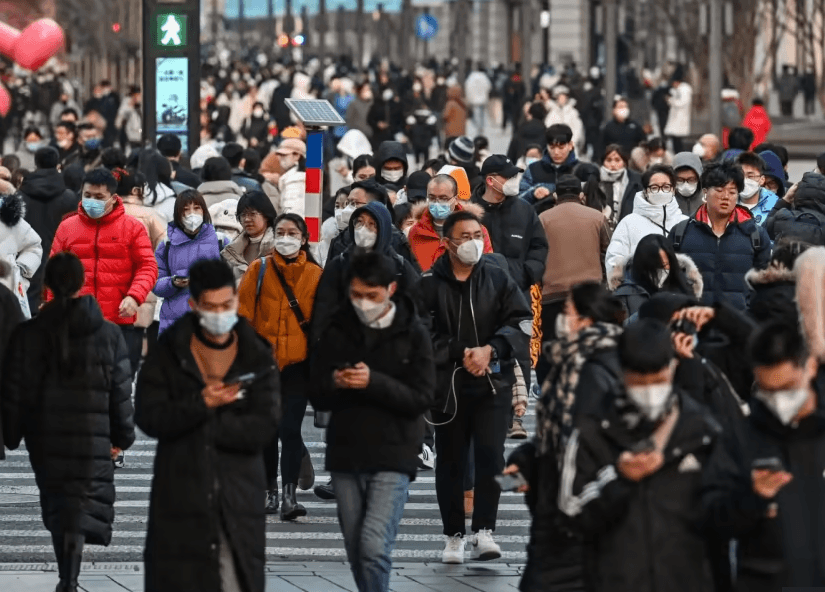 عدد سكان الصين يتراجع للمرة الأولى منذ 60 عاما